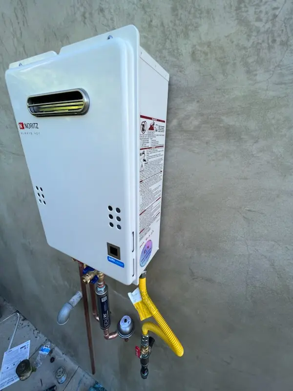 Tankless water heater installation for Stovertown homes